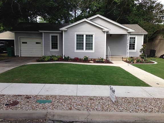 2nd image of 1079 N Isla St