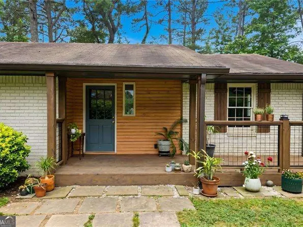 1225 Dewberry Ln, Canton, GA 30114