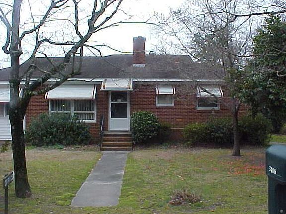 Three bedroom included in the sale