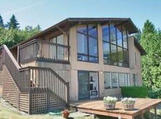 17217 SE 42nd Pl, Bellevue, WA 98006