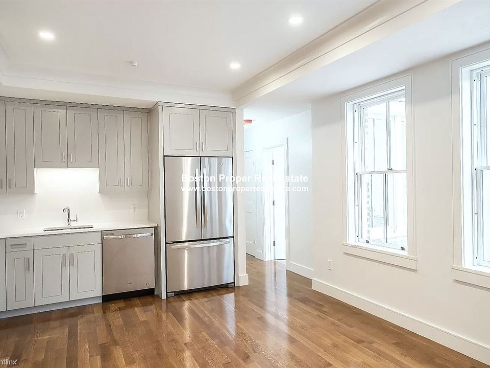 11 Temple St. #7 Boston - Beacon Hill Unit Photo 5