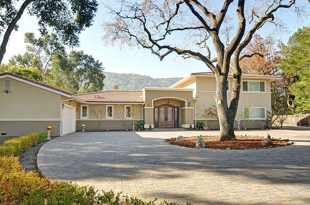 1st image of 19330 Saratoga Los Gatos Rd