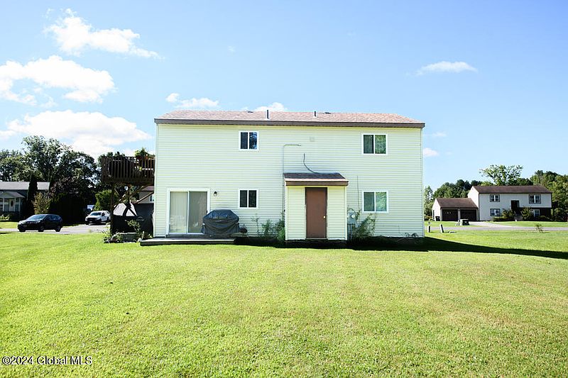 4th image of 41 Suncrest Drive