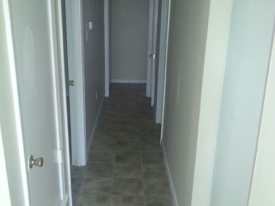 1st image of 3820 Jasmine Dr