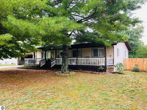 406 Riverdale St, Mancelona, MI 49659