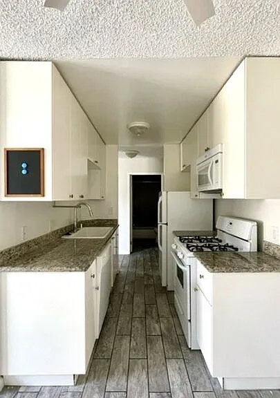 922 N Hudson Ave #10 — Photo 10