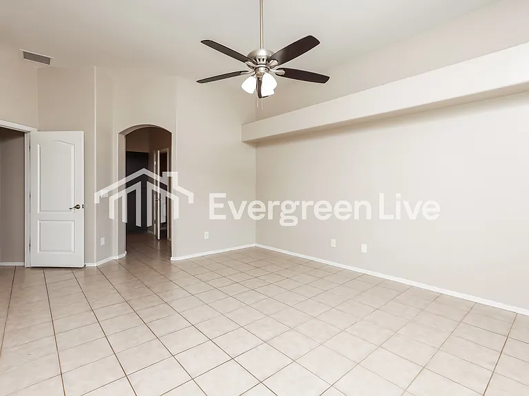 7961 W Hawk Eagle Ct — Photo 2