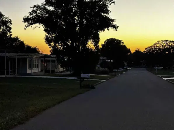 12276 Hallmark Ave, Brooksville, FL 34613