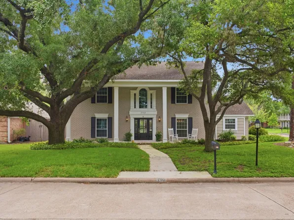 702 Langwood Dr, Houston, TX 77079
