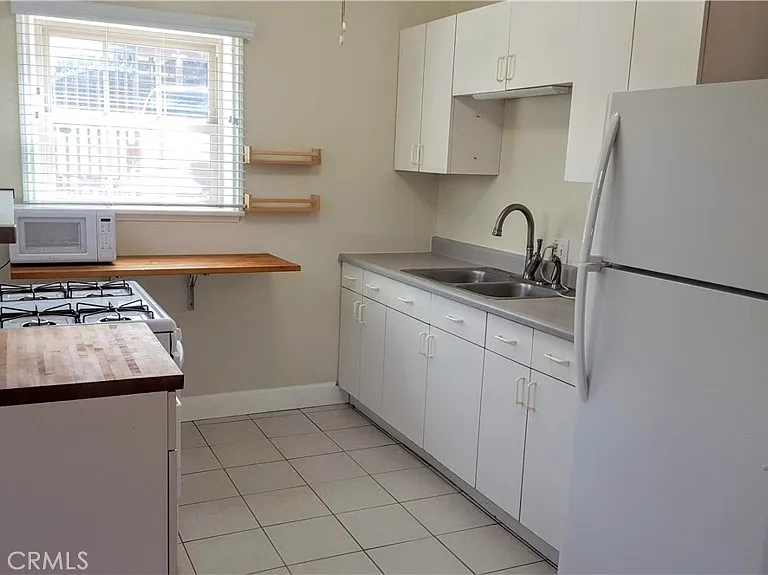 529 Walnut Ave #A — Photo 4