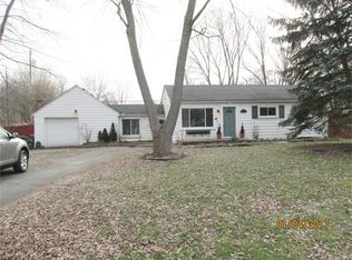 2843 Corinthia Dr, Rochester, MI 48309