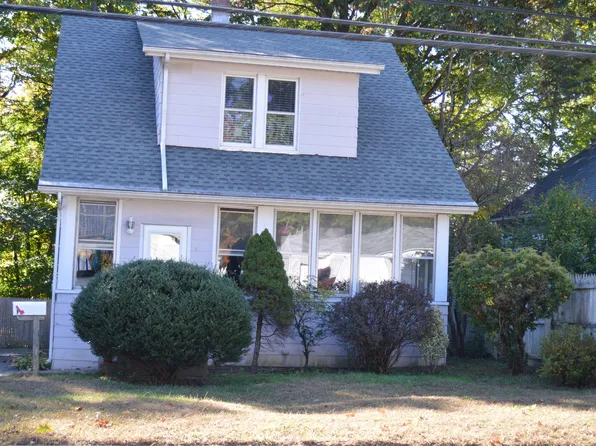 39 Terrace Avenue, East Hartford, CT 06108