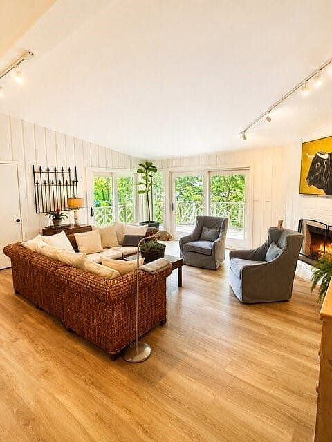 1st image of 601 Country Rd #4845