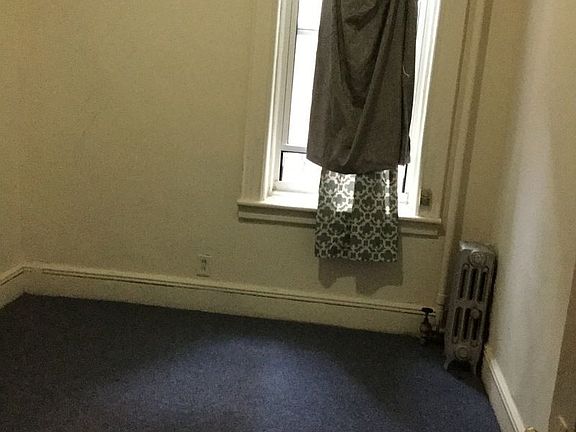 3rd image of 2522 18th St #2R
