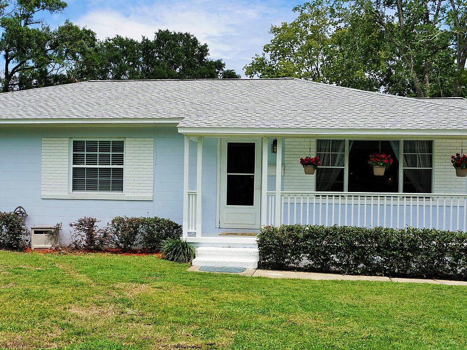 1st image of 6413 Romilly Dr
