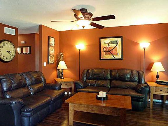 4th image of 85 Hawthorne Pl