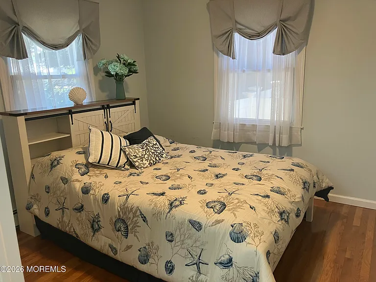 210 Laurel Ct — Photo 6