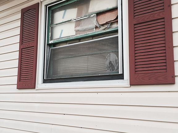 3rd image of 713 Vest Ave