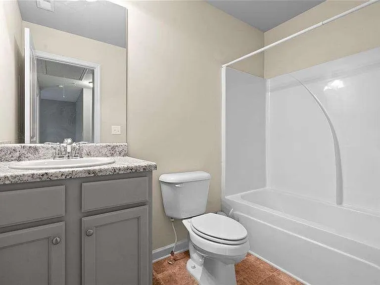 113 Oakview Psge #1 — Photo 13