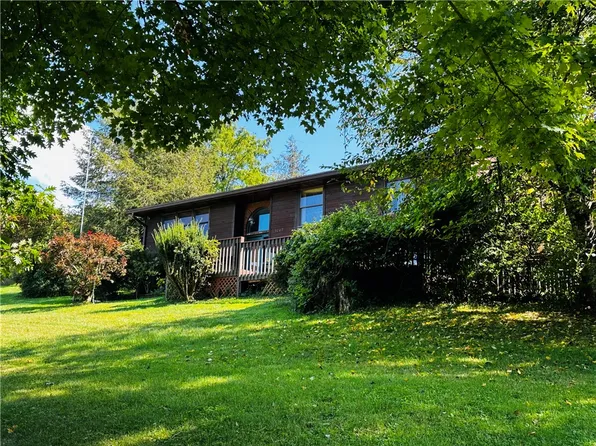 3047 Rippel Rd, Monongahela, PA 15063