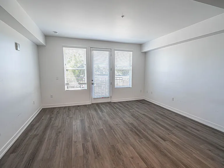 Monticello Apartment Homes — Photo 29