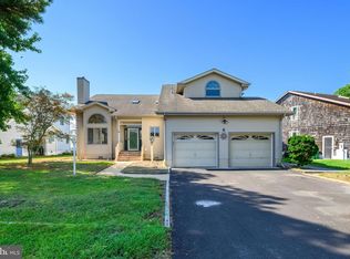 6 Ebb Tide Ct, Ocean Pines, MD 21811