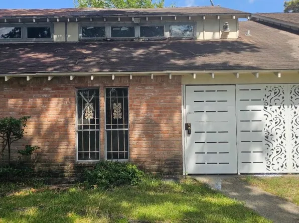 12211 W Village Dr Unit C, Houston, TX 77039