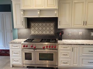 110 Yorkshire Dr, Williamsburg, VA