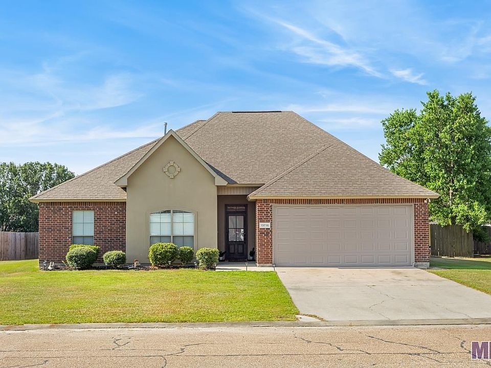 1st image of 13716 Shady Hollow Dr