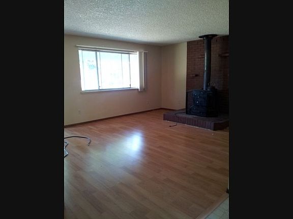 Living room/Pergo flooring