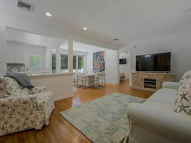 88 Rutland Rd — Photo 5