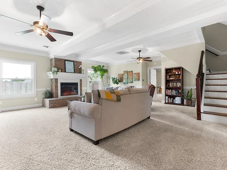 633 Thompson Mill Rd — Photo 31