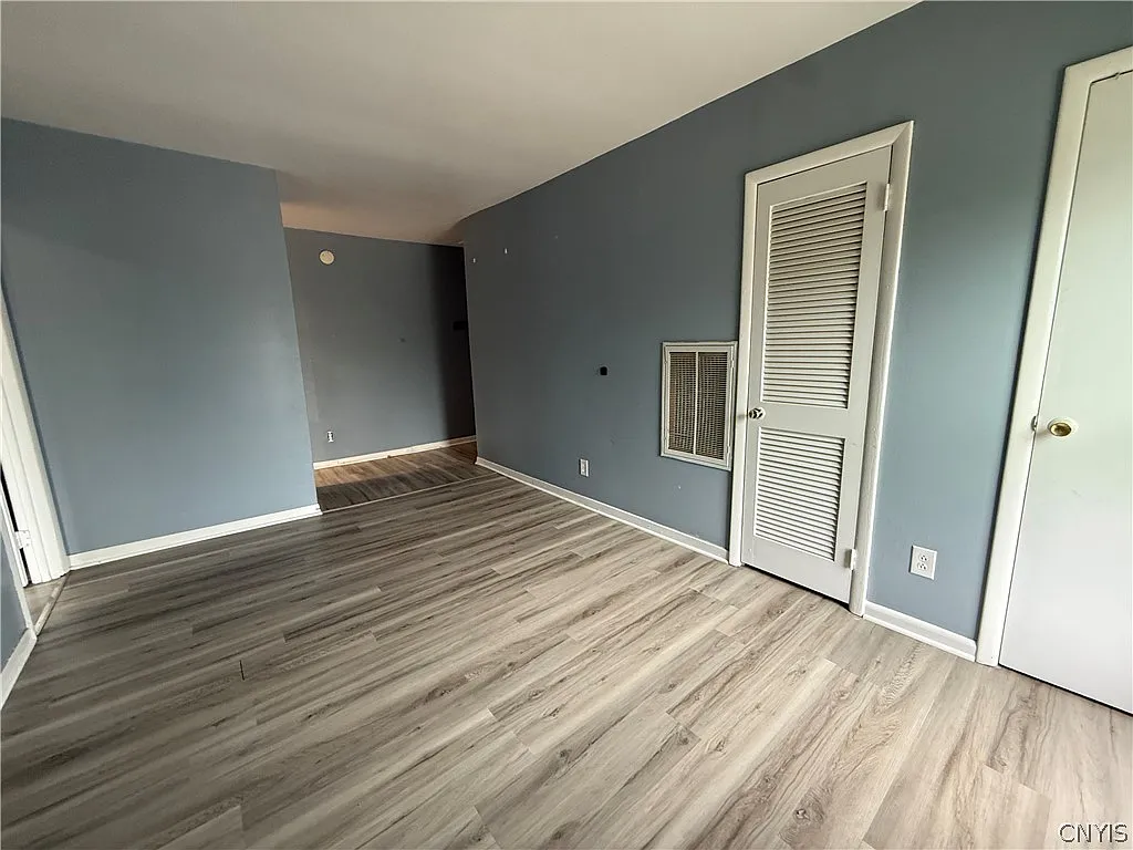 1 bed, 1.0 bath, 600 sqft, $1,200 — Photo 2