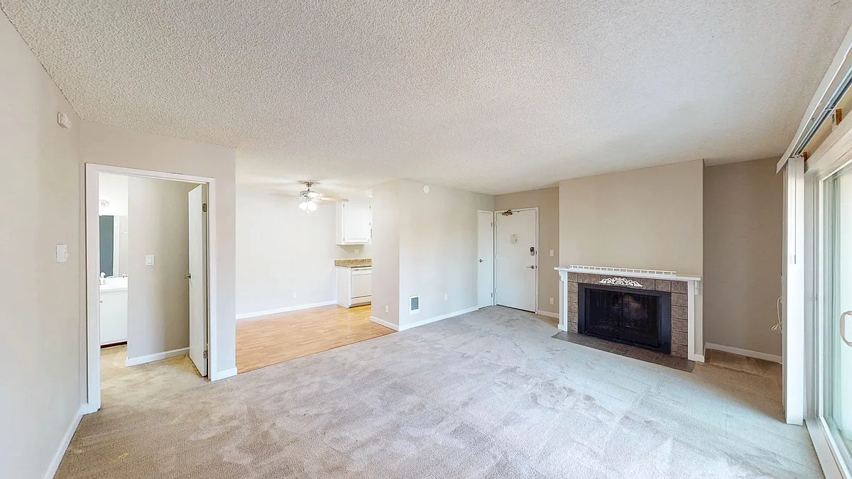 Building Photo - 551 Alameda Del Prado #311A