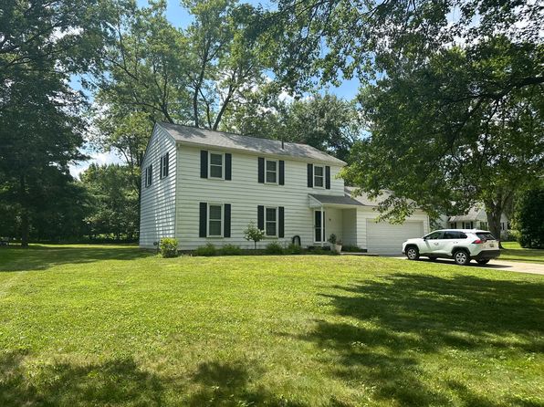 16 Bard Dr