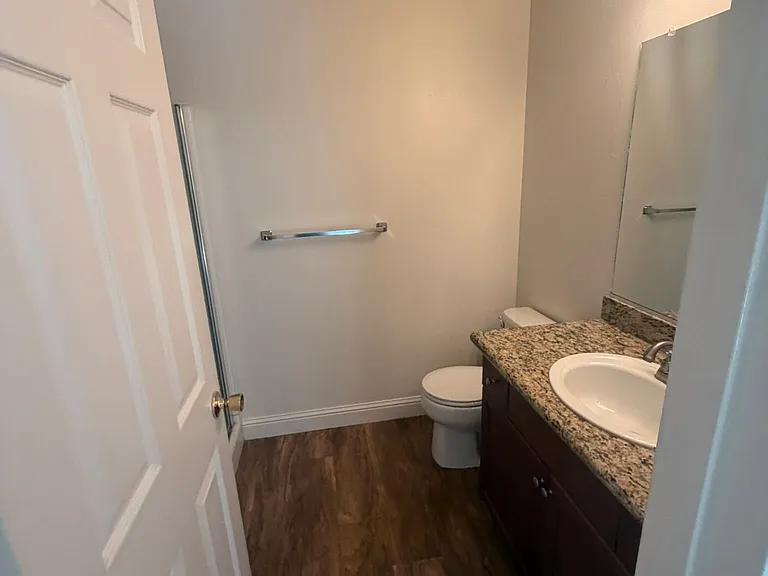 728 Spruce Ave #102 — Photo 13