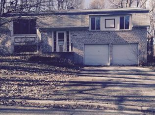 501 Clover Ln, Bolingbrook, IL 60440