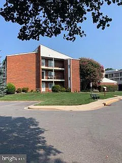 2 bed, 2.0 bath, 1157 sqft, $2,500 — Photo 1