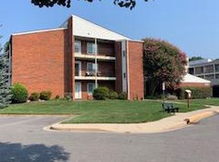 15400 Bassett Ln #46-1E, Silver Spring, MD 20906