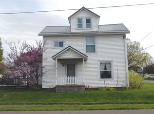 303 E Robinson St, Shreve, OH 44676