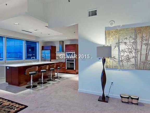 5th image of 4471 Dean Martin Dr Unit 1710