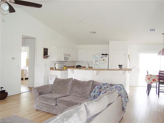 3rd image of 2922 NW 3rd Pl