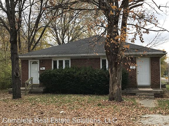 2nd image of 2702 S Illinois St