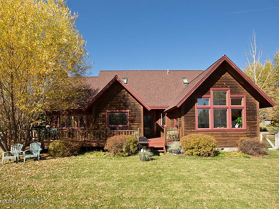 3rd image of 4055 Sandy Creek Ln