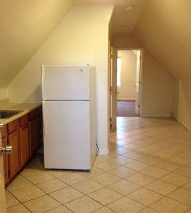 4th image of 3736 W Diversey Ave APT 3