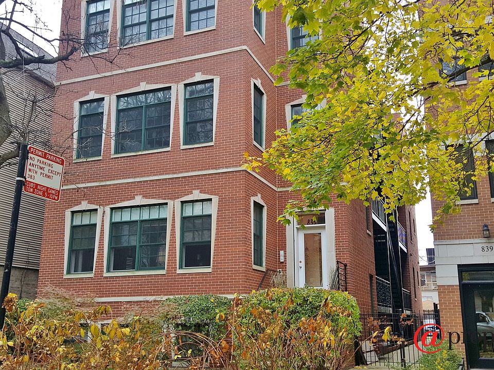 835 W Bradley Walk-Up Building