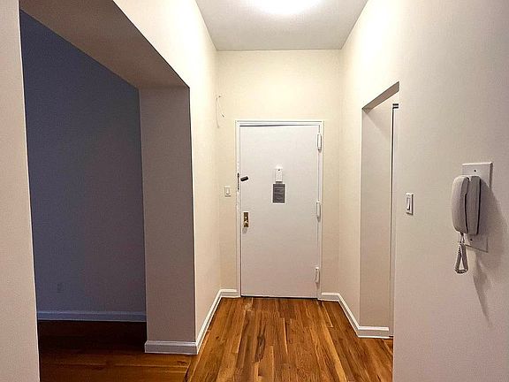 2nd image of 48 W 73rd St APT 4A