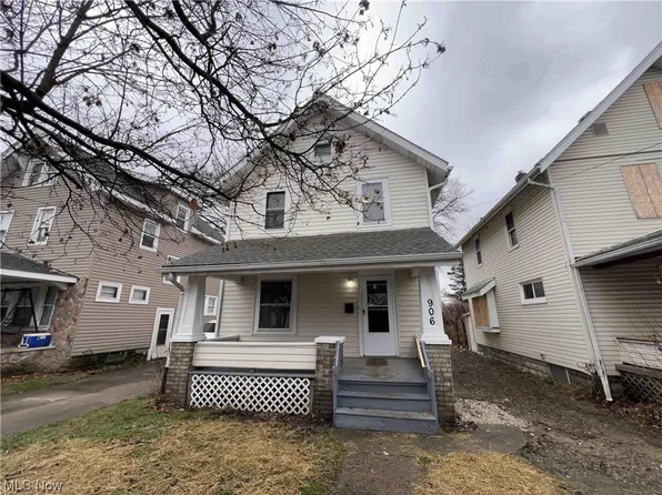 906 Beardsley St, Akron, OH 44311