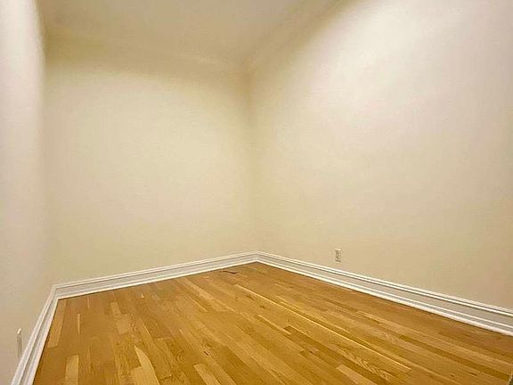 4th image of 148 W 68th St APT 3B