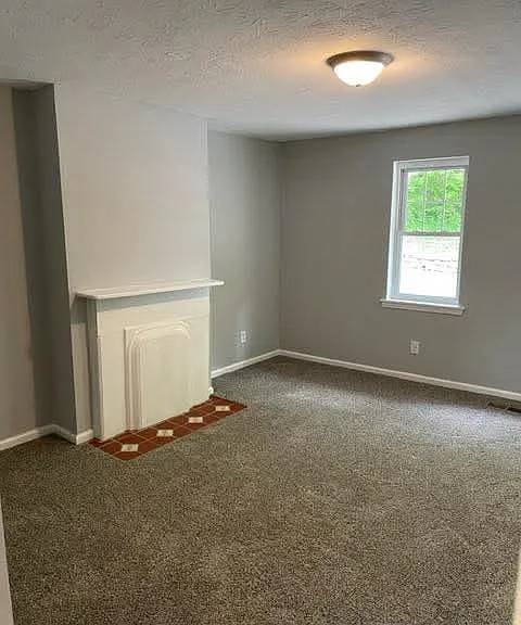 231 Sekitan Ave — Photo 8